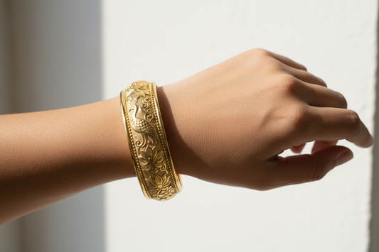 How to Choose Indian Bangles and Kadas: Styles, Materials, and When to Wear What