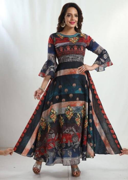 Indian Ethnic Wear for Graduations, Milestone Birthdays, and Special Celebrations: How to Choose the Right Outfit